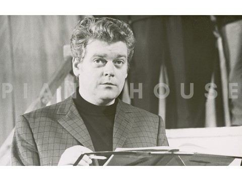 PREY, HERMANN (BARITONE, 1929-1998)