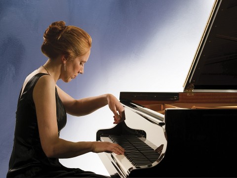 Tư vấn cách chọn đàn piano cơ cho người lớn