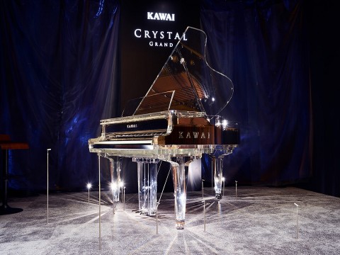 Crystal Grand Piano của Kawai và những cây đàn piano trong suốt