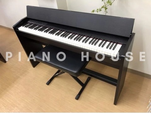 ROLAND F-140R - Cây đàn piano thanh lịch và sang trọng