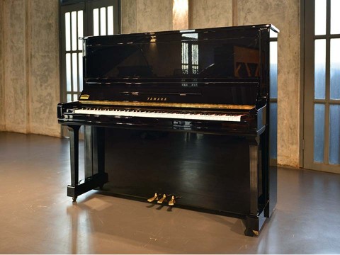 YAMAHA U300S Silent