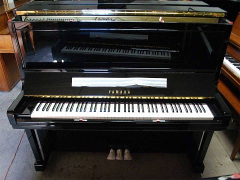 Review Đàn Piano Yamaha U300