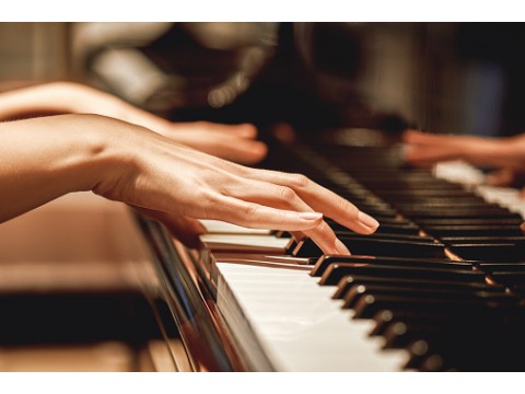 Học đàn piano có cần năng khiếu không?